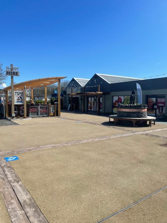 Beautiful 3-Bed Caravan Situated On Lakeland Haven Grange-over-Sands Luaran gambar