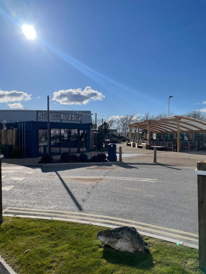 Beautiful 3-Bed Caravan Situated On Lakeland Haven Grange-over-Sands Luaran gambar